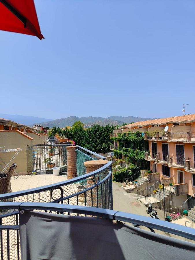 Limoncello Apartment Giardini Naxos Luaran gambar